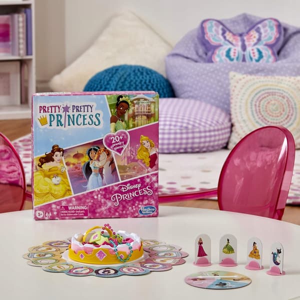 Hasbro Pretty Pretty Princess Board game featuring Disney princesses