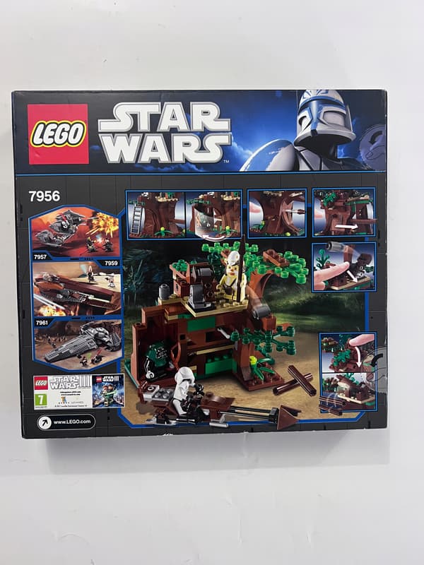 LEGO 7956 Star Wars EWOK ATTACK – a one-off from 2011