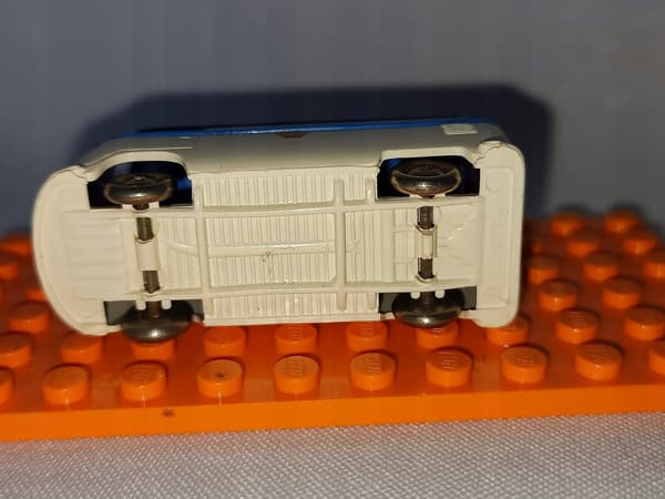 Lego 258pb09 HO Scale VW Van, 1 piece