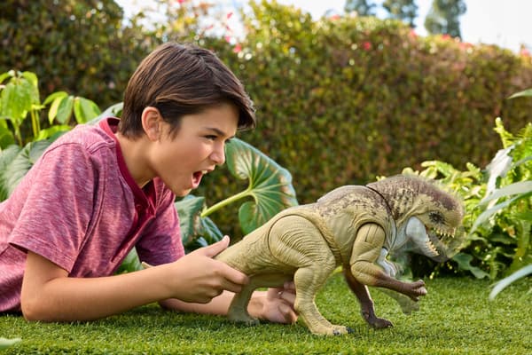 Jurassic World: Resurgence – Distortus rex JGB58