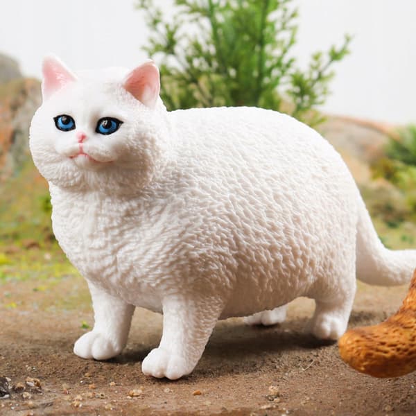 Realistic cat figurine – Educational Toys Collection: White Cat Simulation