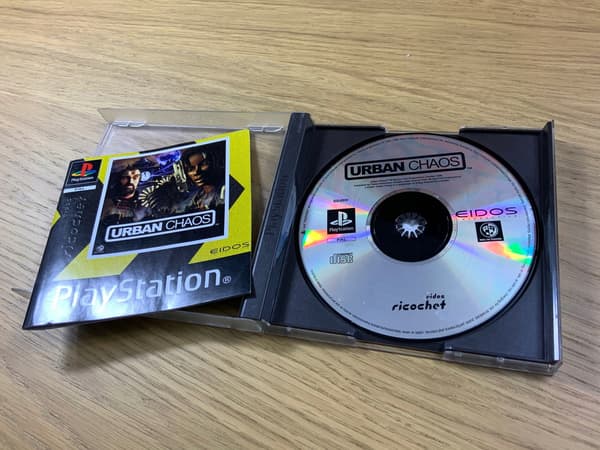 URBAN CHAOS 1999 db+ PS1 disc