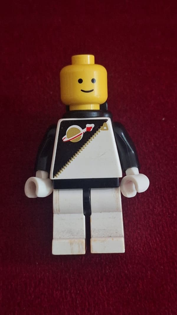 Lego 1974-4 Star Quest – Space Fututron. 100% complete.