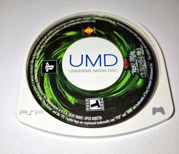 TWISTED METAL HEAD-ON PSP DISC + DB