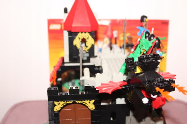 LEGO CASTLE 6082-2 INSTRUCTIONS: Fire Breathing Fortress – A UNIQUE SET