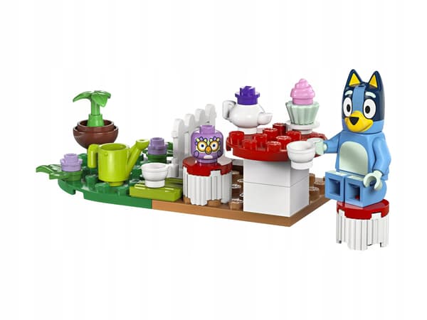 LEGO Bluey’s Blue Afternoon Tea 30687.