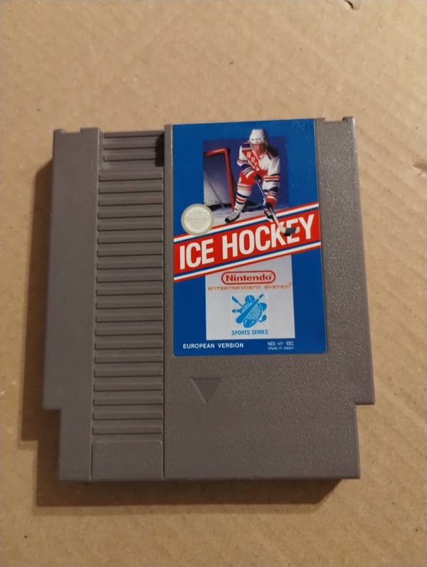 Ice Hockey NES
