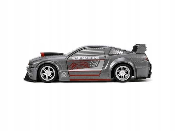 2006 Jada Ford USA Mustang Coupé with a War Machine figurine