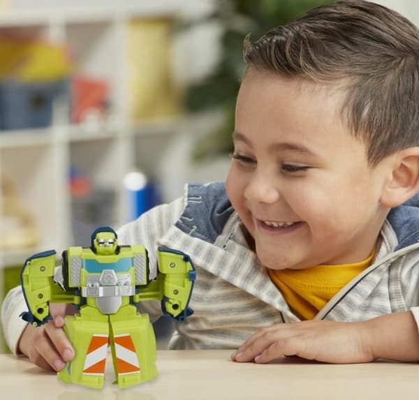 Salvage Transformers Rescue Bots Academy figurine