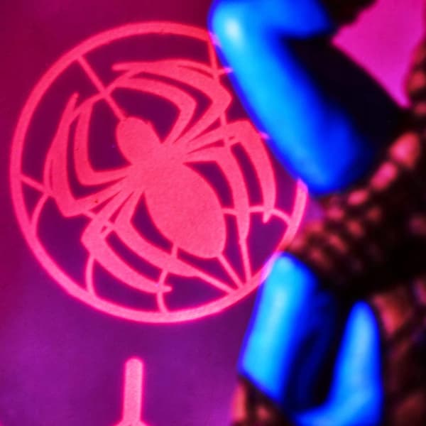 WOW! PODS Avengers Collection MARVEL Spider-Man Illuminated Figure