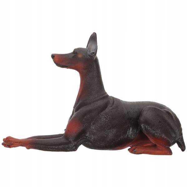 A TABLE-TOP DOBERMAN – AN ELEGANT AND DURABLE RESIN ORNAMENT
