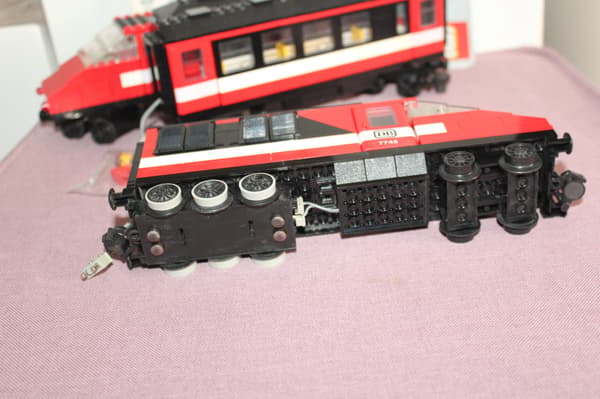 LEGO CITY TOWN CLASSIC TRAIN 7745 INSTRUCTIONS: TRAIN SET
