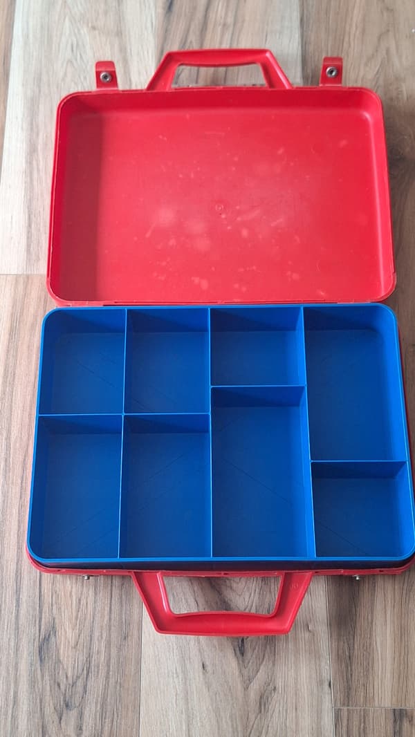 Unique Lego brick case from 1974 – 789-2, tray04, case16.