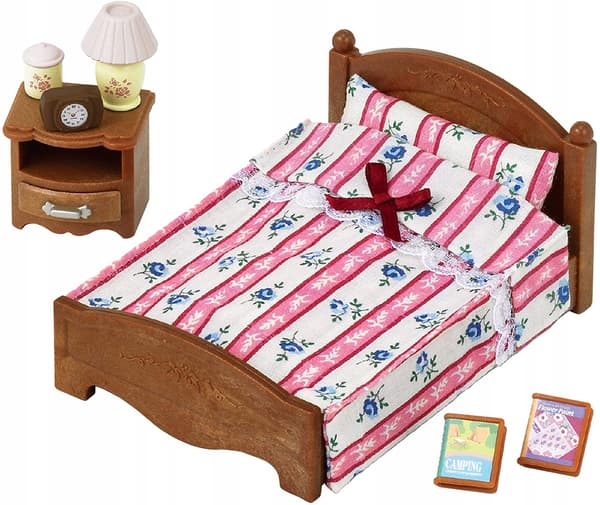 Sylvanian Families. Epoch Double Bed