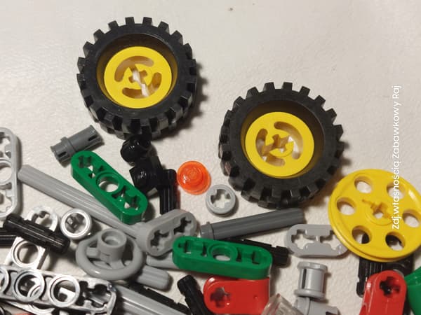 LEGO 8281 Mini Tractor