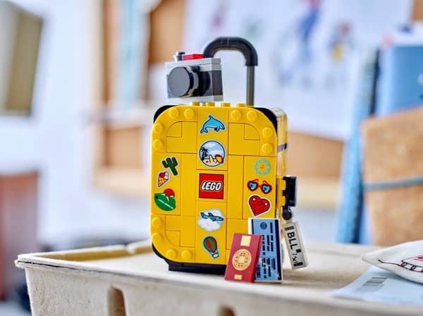 LEGO 40817 – Yellow Suitcase