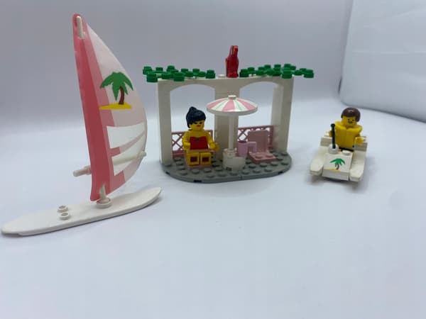 LEGO 6401 Town Beach