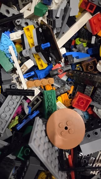 Assorted LEGO Bricks – 1kg