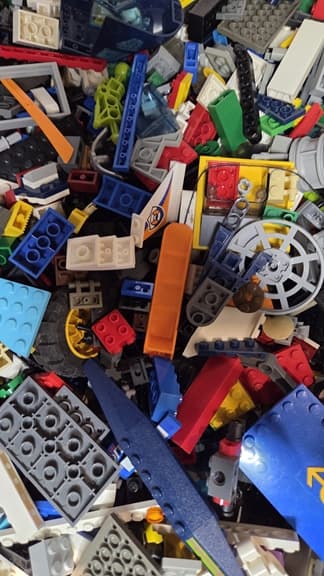Assorted LEGO Bricks – 1kg