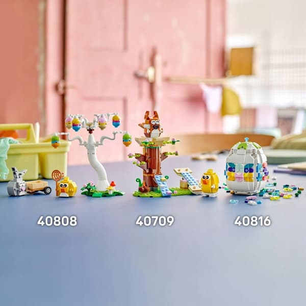 LEGO ICONIC Easter Egg Hunt with the Easter Bunny and a Chick 40808