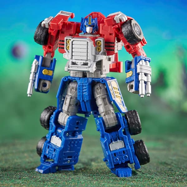 HASBRO Transformers Legacy Evolution Armada Universe Optimus Prime Figure