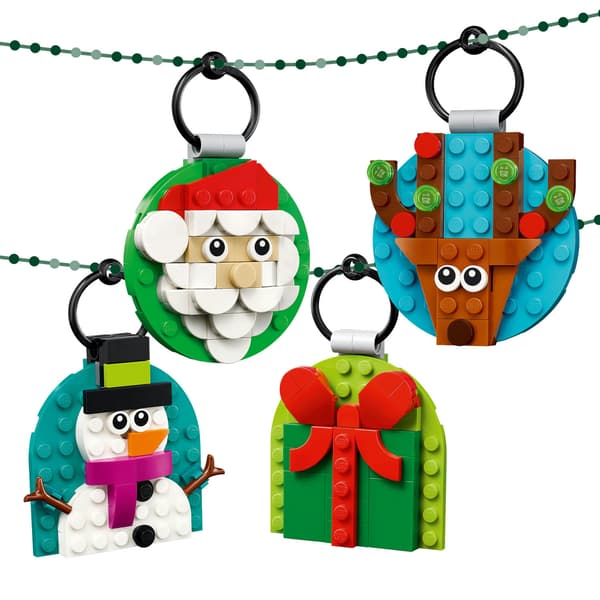 LEGO 40744 Christmas Decorations Collection – A Christmas Gift