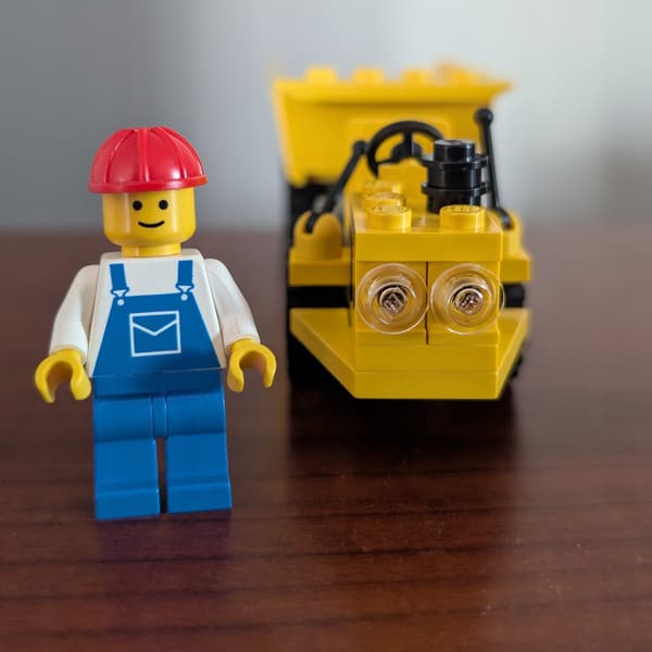 Lego 6532 Six-Wheel Dump Truck