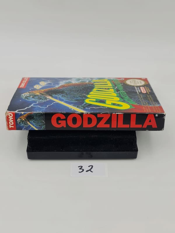 NINTENDO NES GODZILLA: MONSTER OF MONSTERS