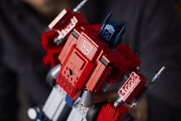 LEGO - ICONS - OPTIMUS PRIME - 10302