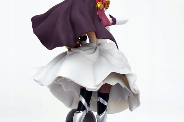 Fate/Apocrypha Berserker Black Anime Figure by TAITO
