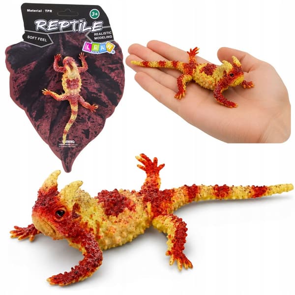 A TERRIFYING STRETCHABLE RUBBER FIGURINE
