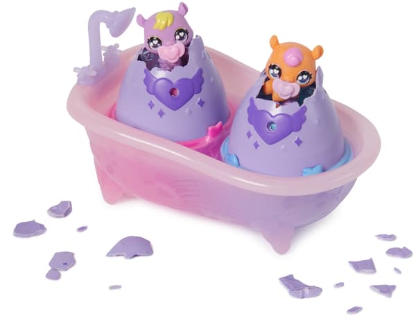 Hatchimals: animals in the bath that change colour
