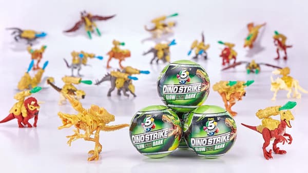 Surprise No. 5! Dino Strike – glows in the dark