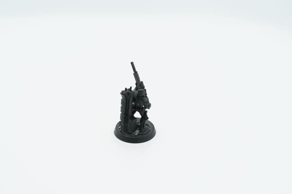 Warhammer 40k Imperial Agent Vindicare Assassin plastic figurine