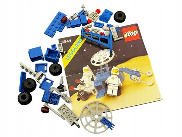 6844 LEGO Seismic Vehicle