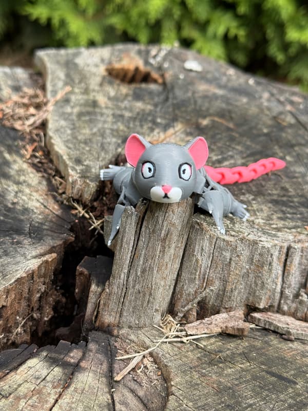 3D segmented mouse – a movable figurine, absolutely adorable! A toy, a gift