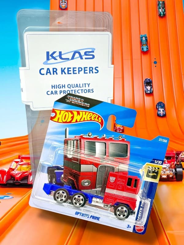 Hot Wheels Optimus Prime Collectors’ Edition Transformers Model