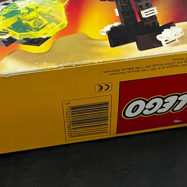 6933 LEGO Box
