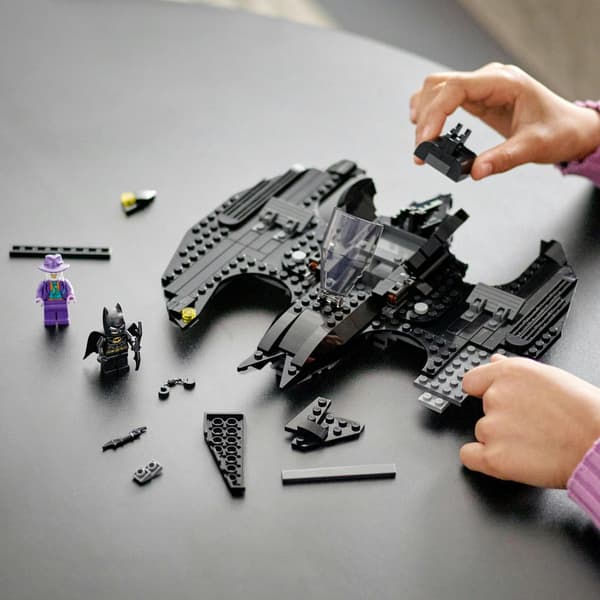 LEGO Batwing: Batman vs the Joker 76265, 357 pieces
