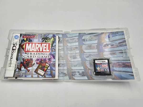 MARVEL TRADING CARD GAME (ITALIAN BOX – MULTILINGUAL IN-GAME TEXT) (NDS GAME)
