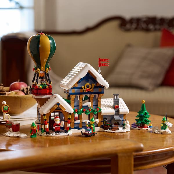 LEGO Icons Santa’s Post Office 10339