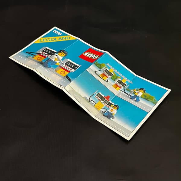 6610 LEGO Petrol Pumps