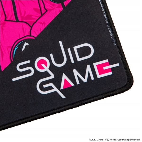 XXL Mouse Mat – Squid Game: Man and Guards