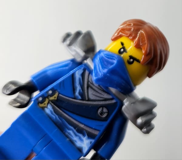 LEGO NINJAGO minifigure njo0103 njo103 Jay (Techno Robe) DEFECT /