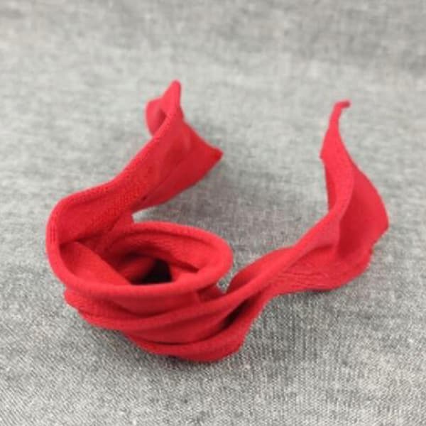 1:6 scale scarf model – Decorative miniature lightweight accessory – Cosplay – Red