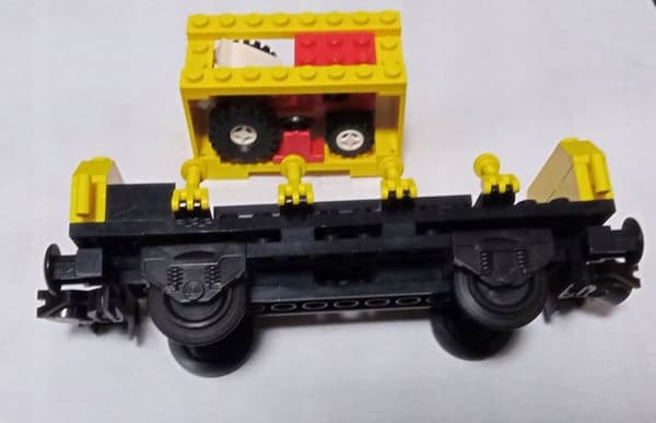 LEGO Classic 4563 Load N' Haul Railroad FREIGHT WAGON WITH LOAD.