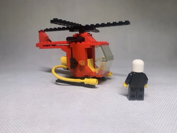 Lego 6685 – Fire Copter 1