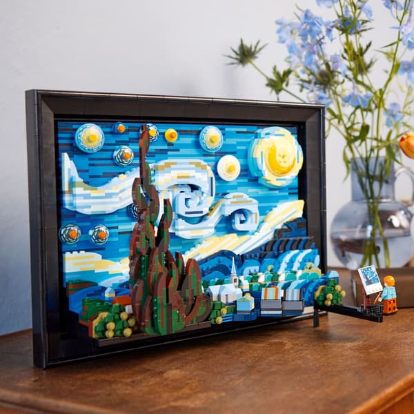 LEGO Ideas 21333 Vincent van Gogh’s Starry Night