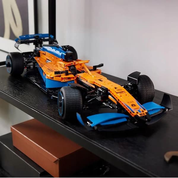 LEGO Technic McLaren Formula 1 42141