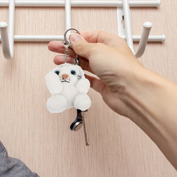1 WHITE PLUSH TIGER HANGER FOR A HANDBAG OR BACKPACK